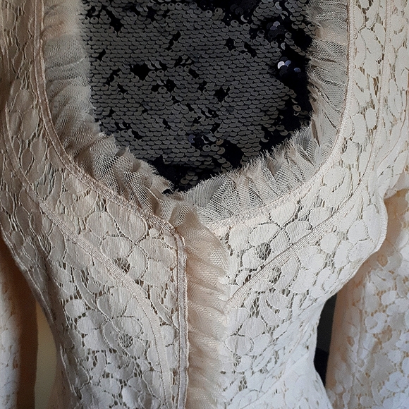 Tahari blazer jacket - Picture 3 of 8